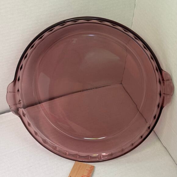 Vintage Pyrex 9.5” Cranberry Glass Pie Dish Fluted Scalloped Rim 229 w/ handles - Picture 1 of 4